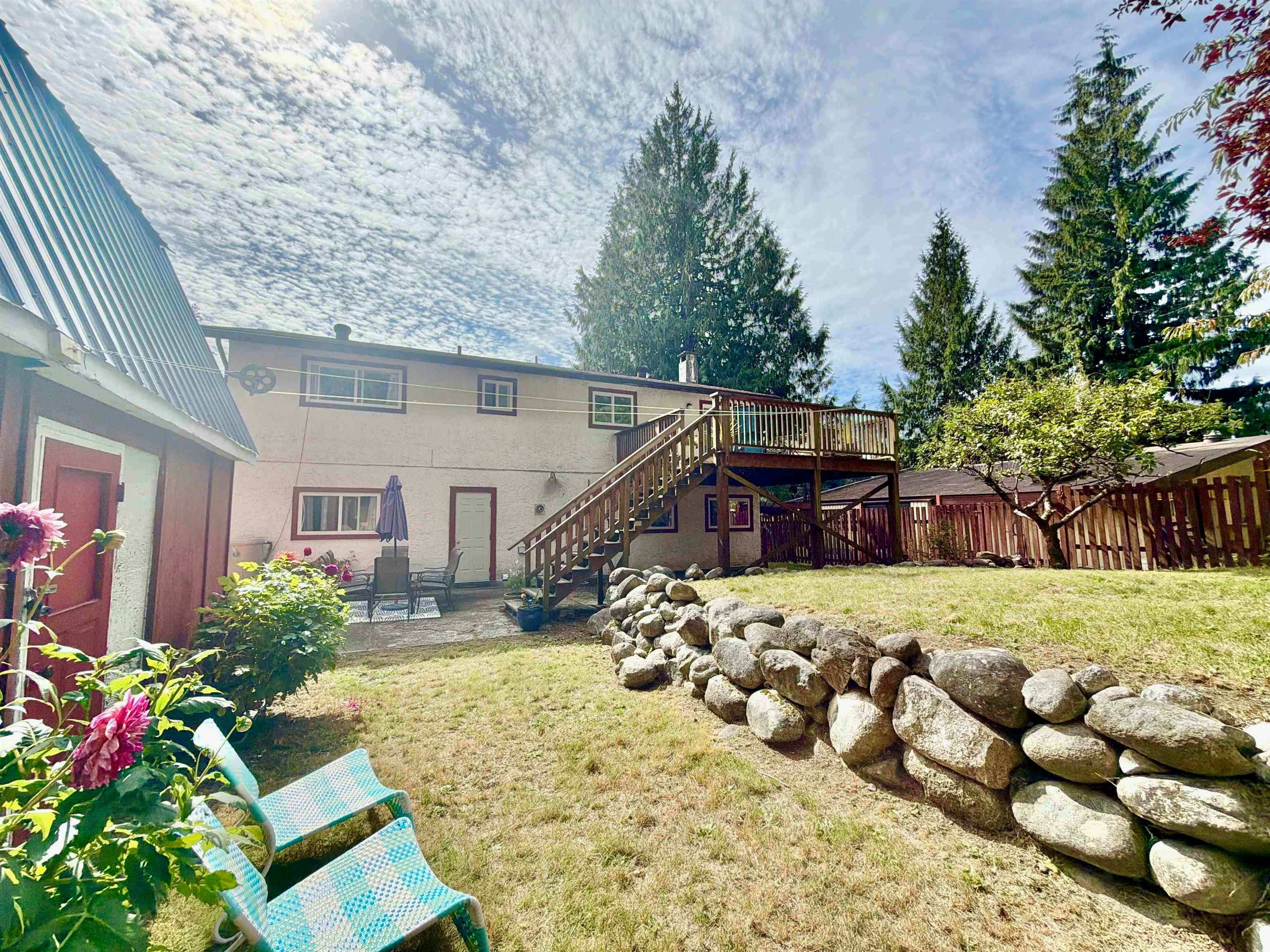 1044 Fircrest Road - 4