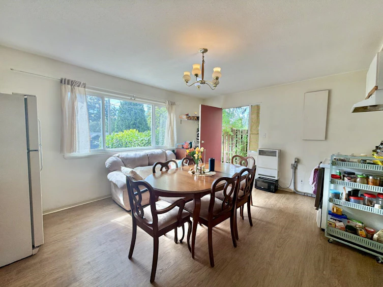 1044 Fircrest Road, Gibsons, BC, V0N 1V4 - 24