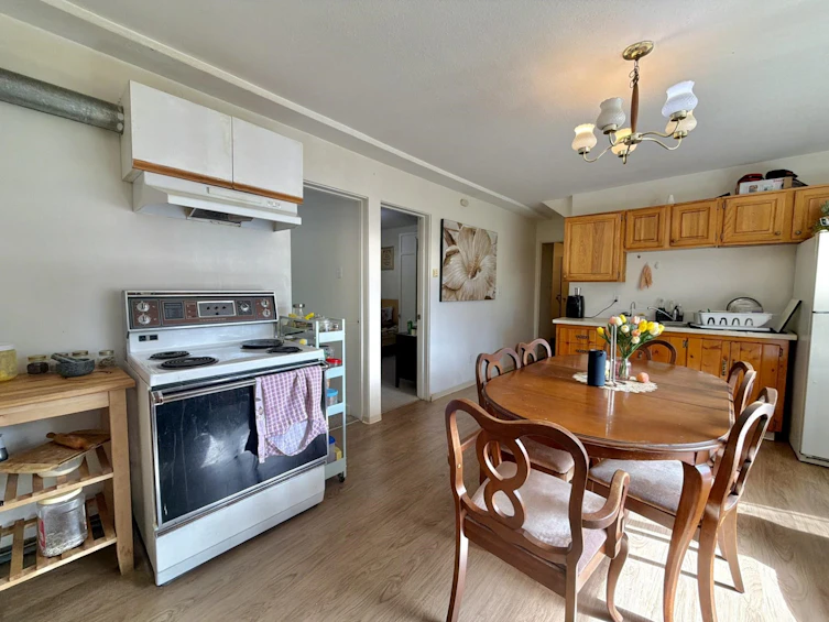1044 Fircrest Road, Gibsons, BC, V0N 1V4 - 19