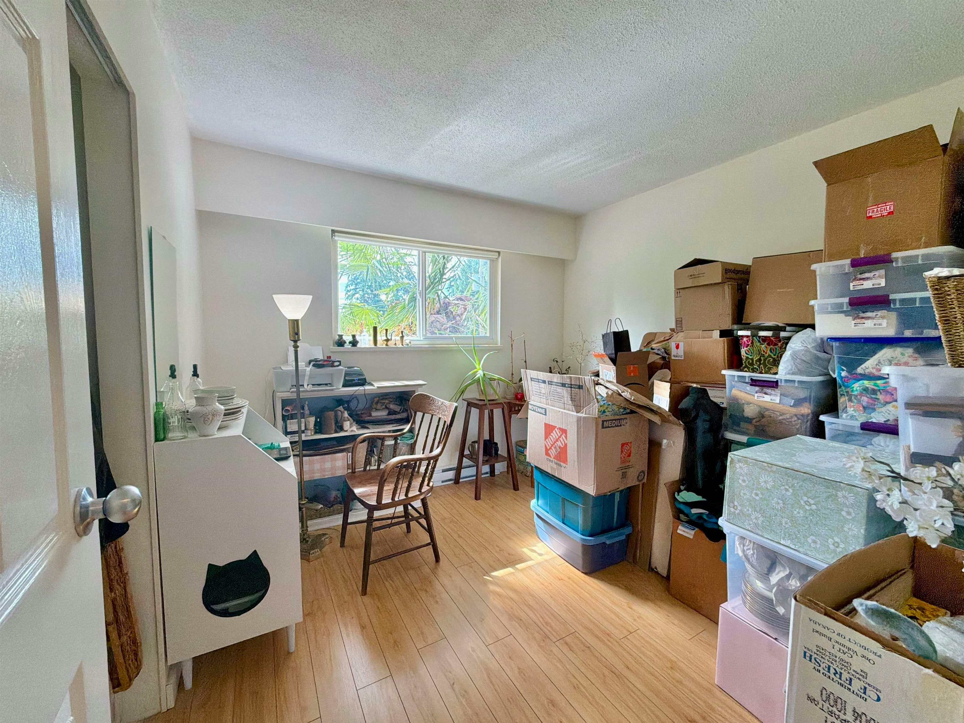 1044 Fircrest Road, Gibsons, BC, V0N 1V4 - 16