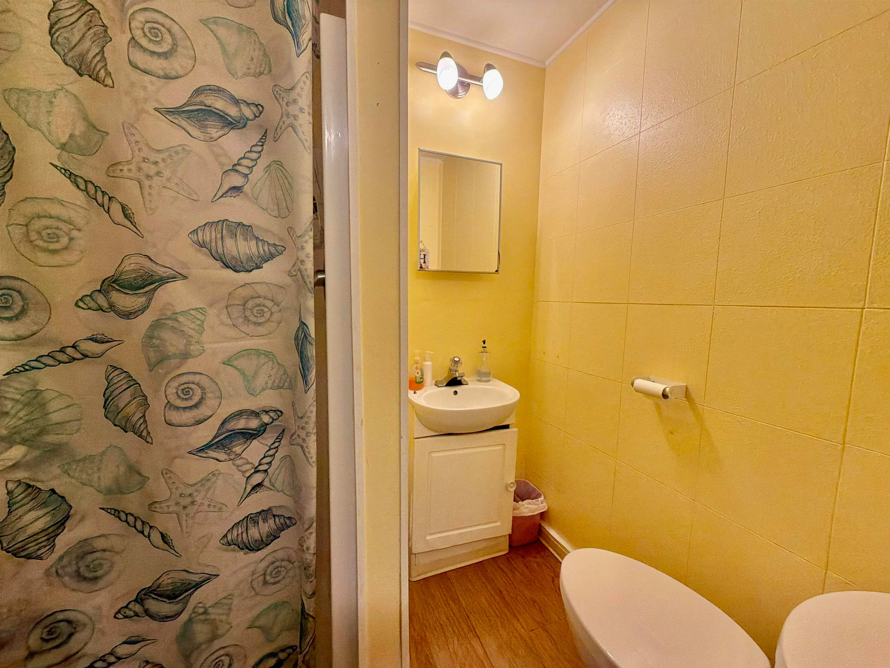 1044 Fircrest Road, Gibsons, BC, V0N 1V4 - 25