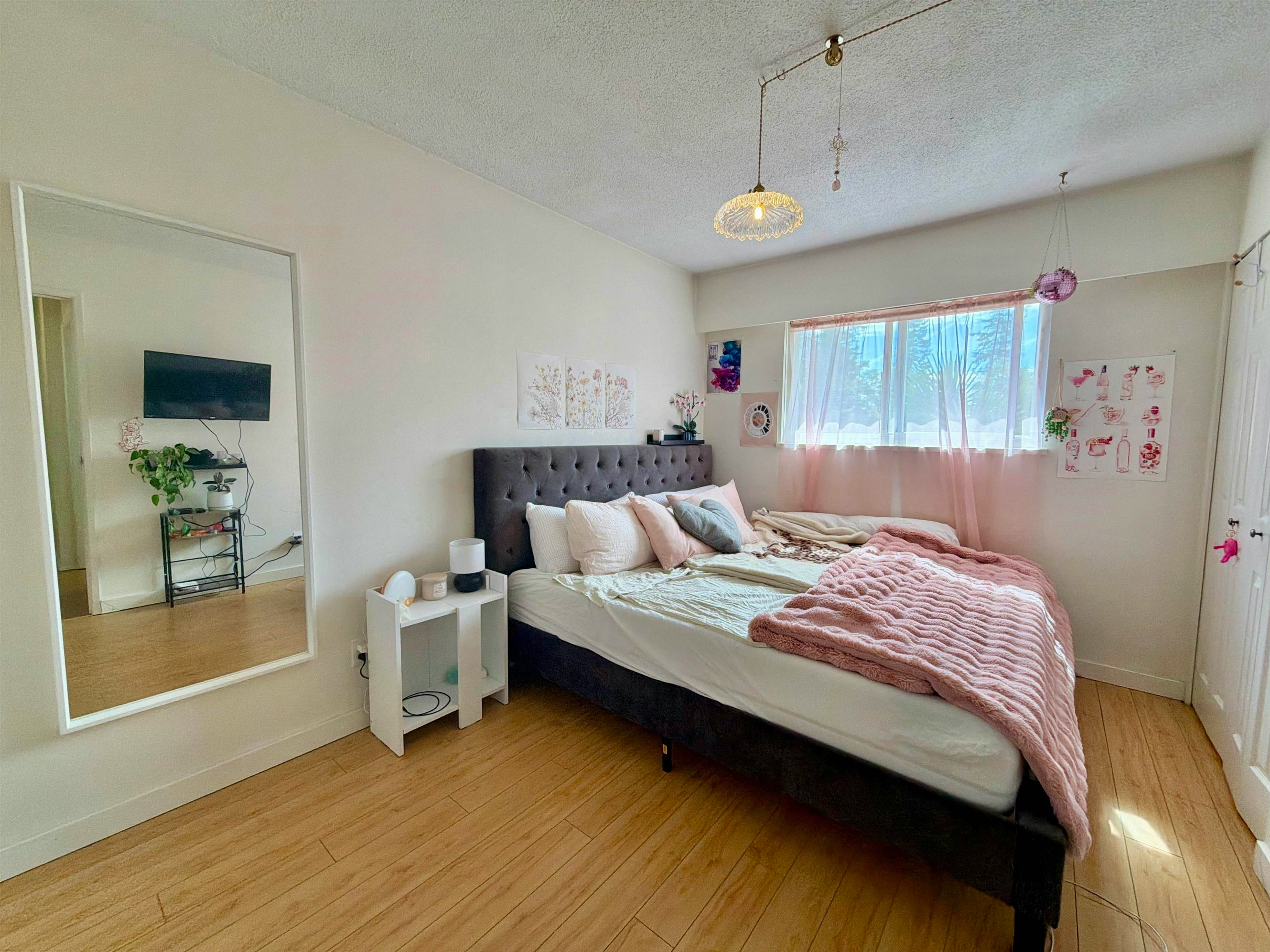 1044 Fircrest Road, Gibsons, BC, V0N 1V4 - 18