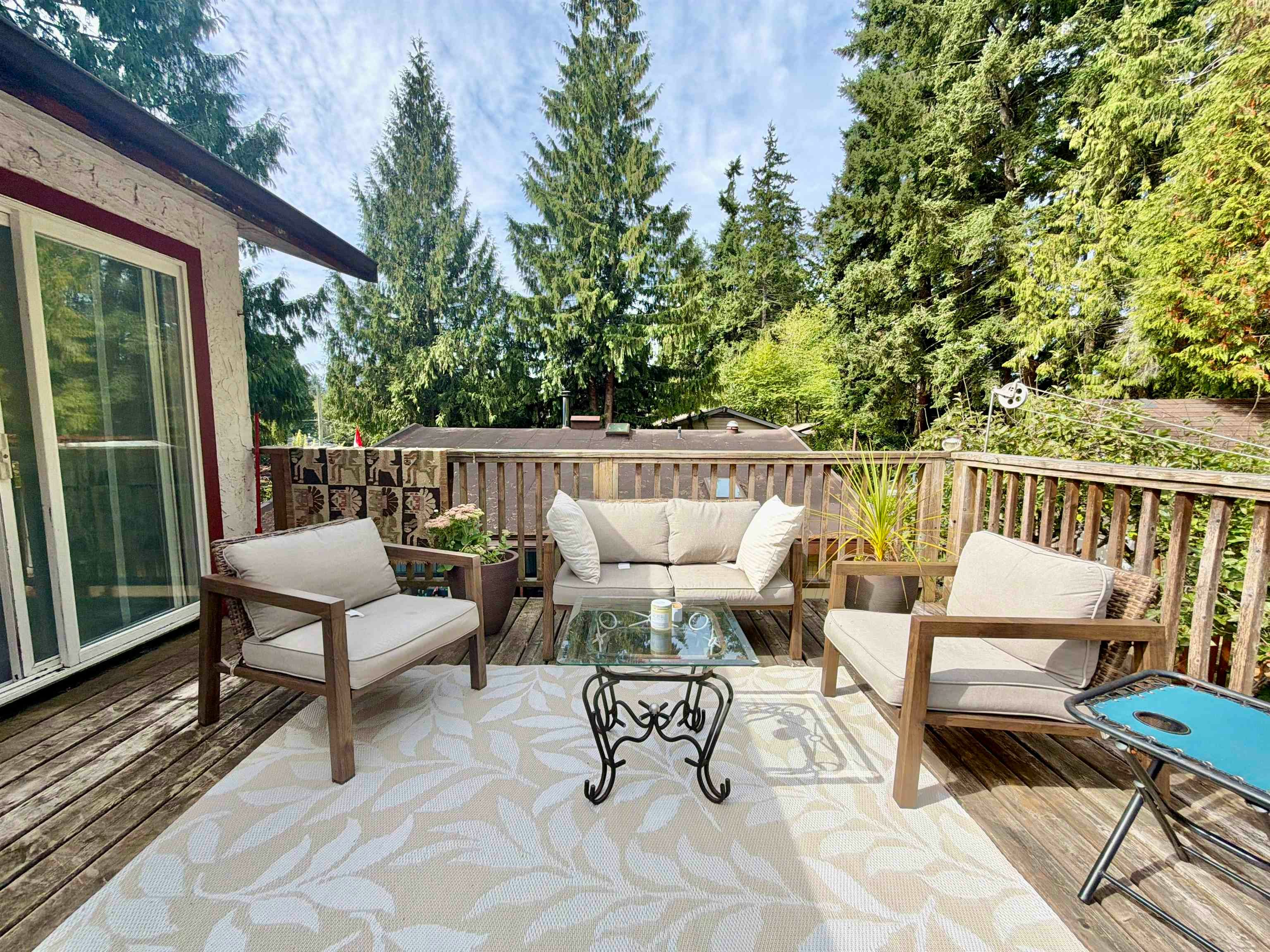 1044 Fircrest Road, Gibsons, BC, V0N 1V4 - 12
