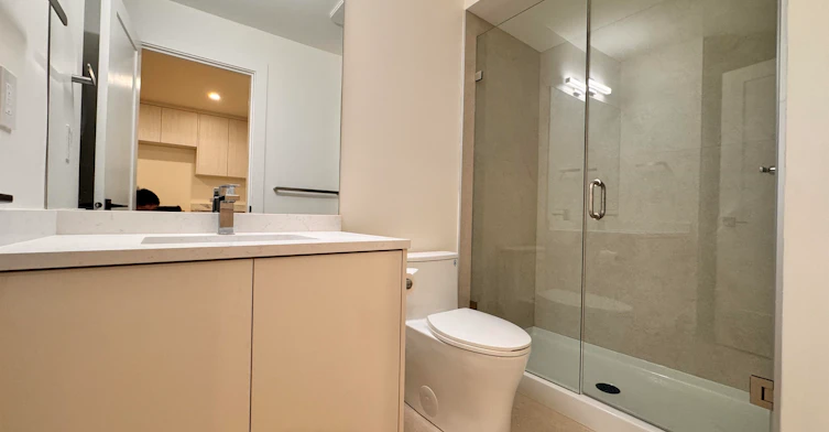 B2-8633 12 Avenue, Burnaby, BC, V3N 2M1 - 7