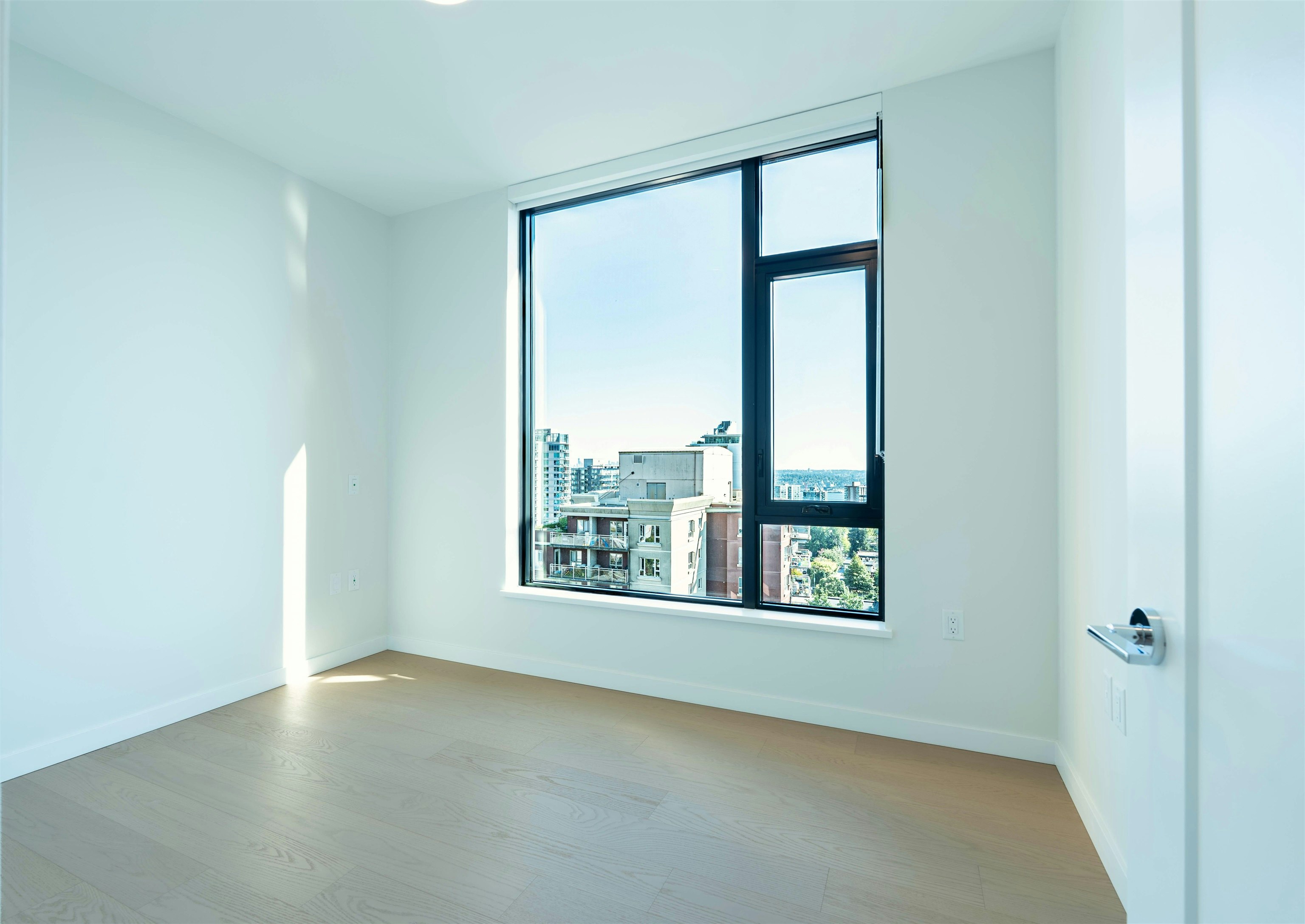 1506-128 W 15th Street, North Vancouver, BC, V7M 0H6 - 22