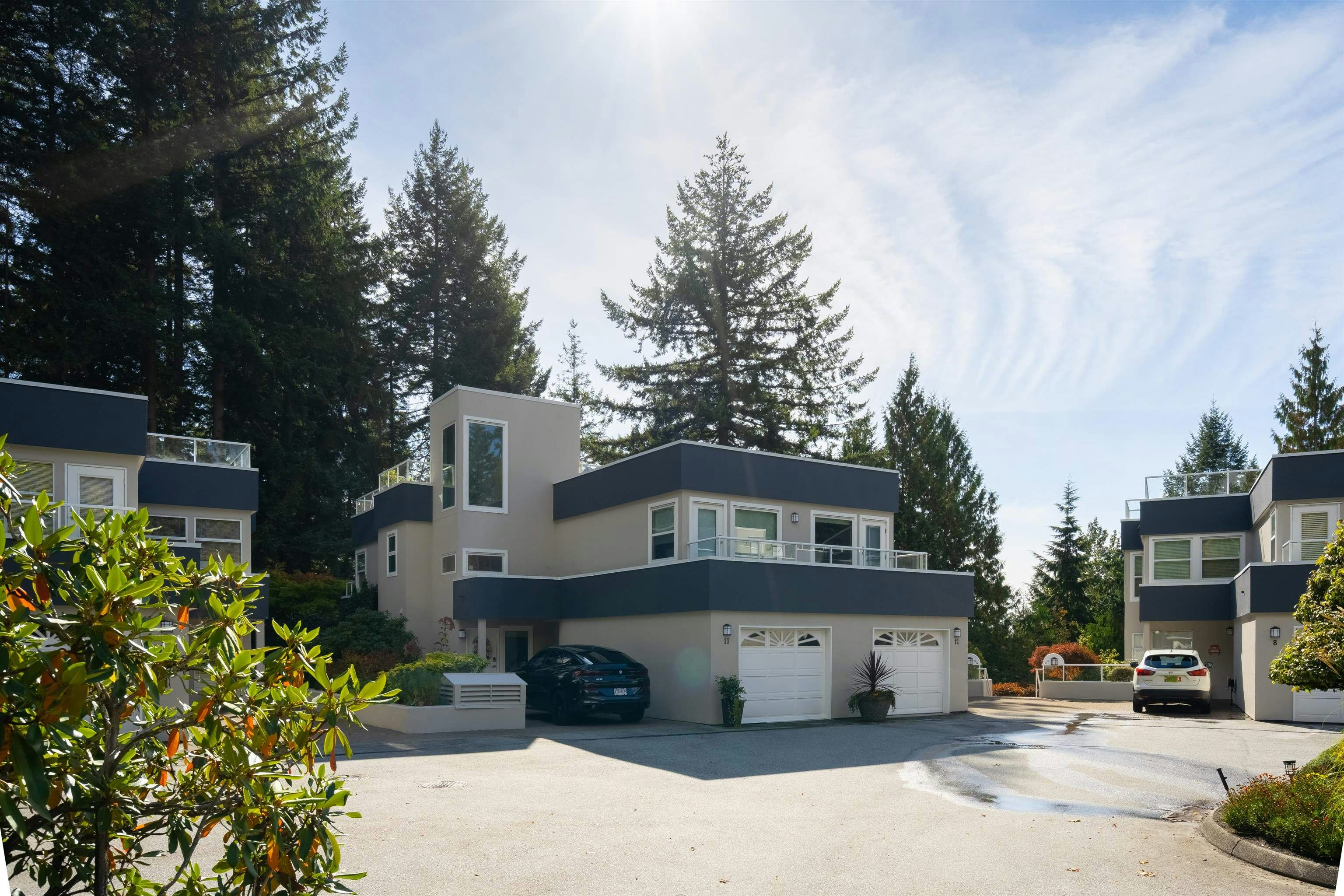 11-2425 Edgemont Boulevard, North Vancouver, BC, V7P 2L2