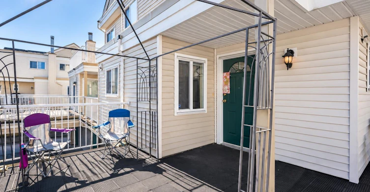 10077 156 Street, Surrey, BC, V3R 4L6 - 18