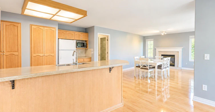 216xx 45 Avenue, Langley, BC, V3A 8E5 - 2