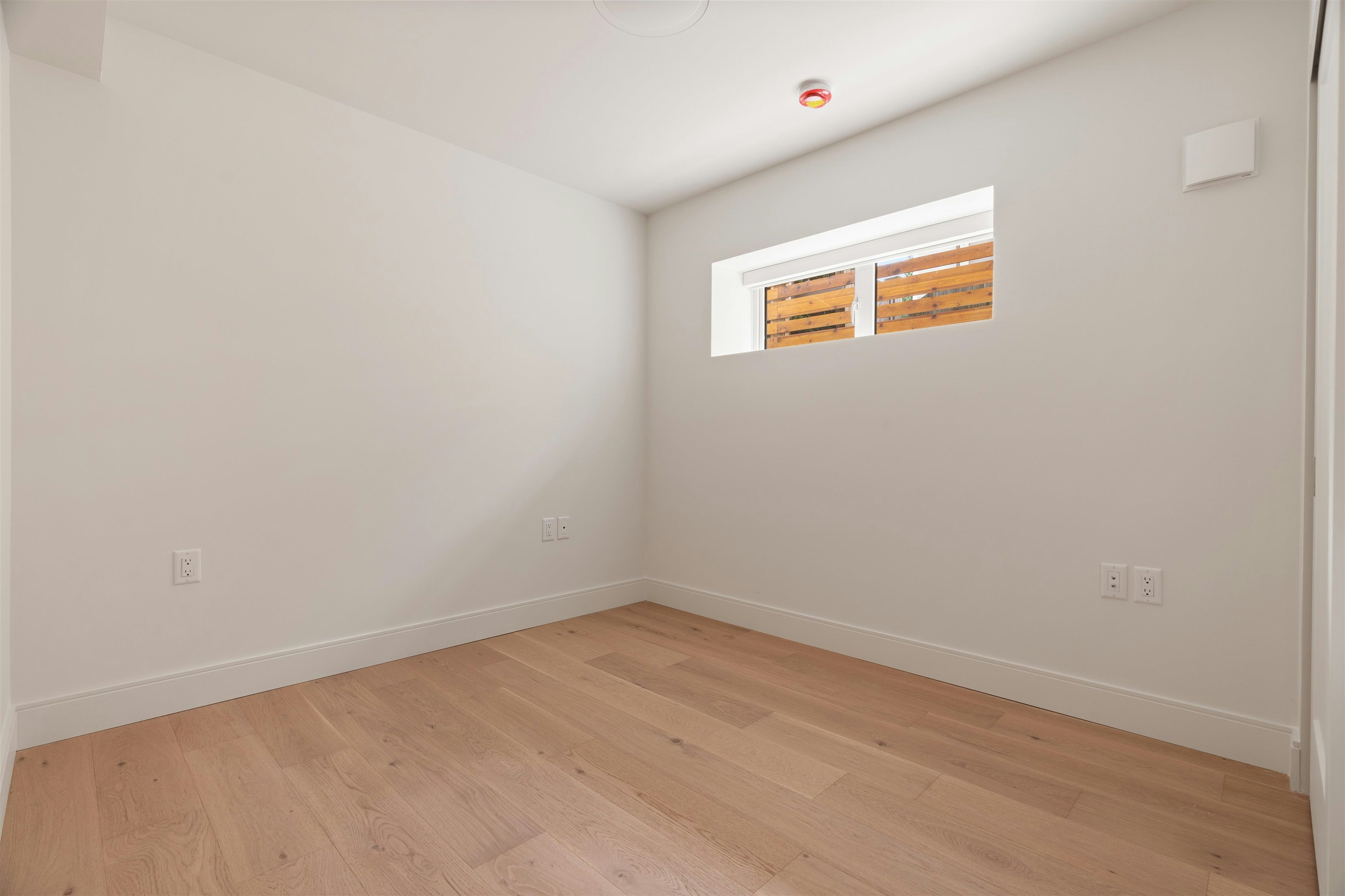 108-378 W 45th Avenue, Vancouver, BC, V5Y 0P6 - 11