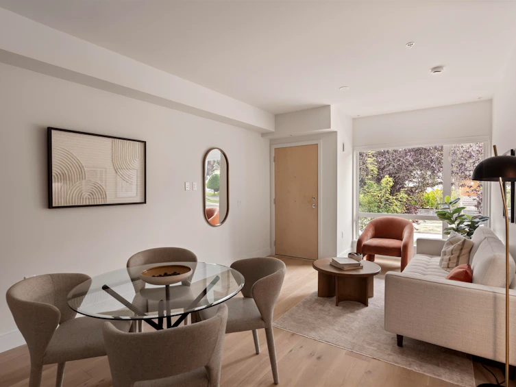 207-378 W 45th Avenue, Vancouver, BC, V5Y 0P6 - 2