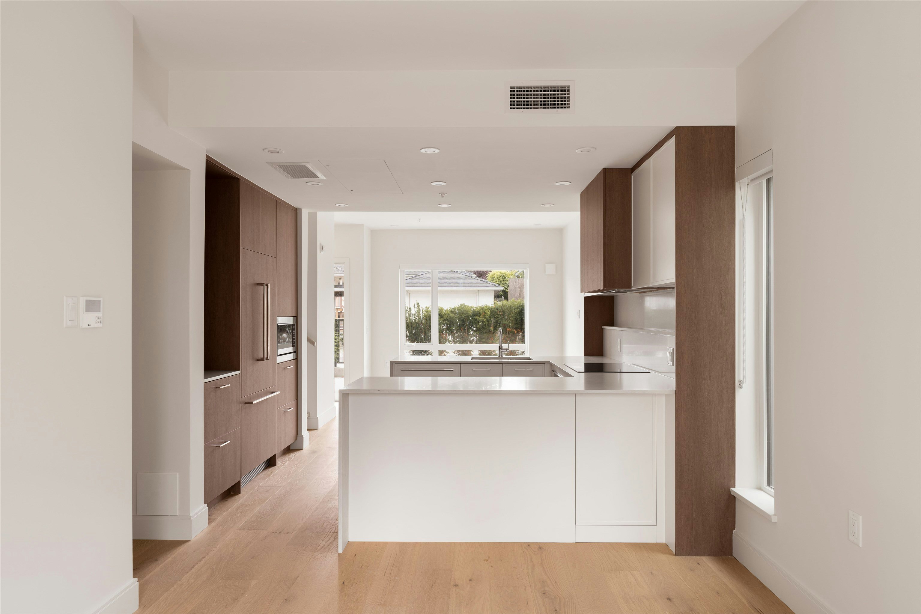 386 W 45th Avenue, Vancouver, BC, V5Y 0P6