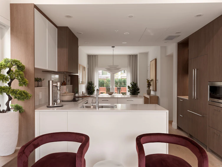 386 W 45th Avenue, Vancouver, BC, V5Y 0P6 - 3