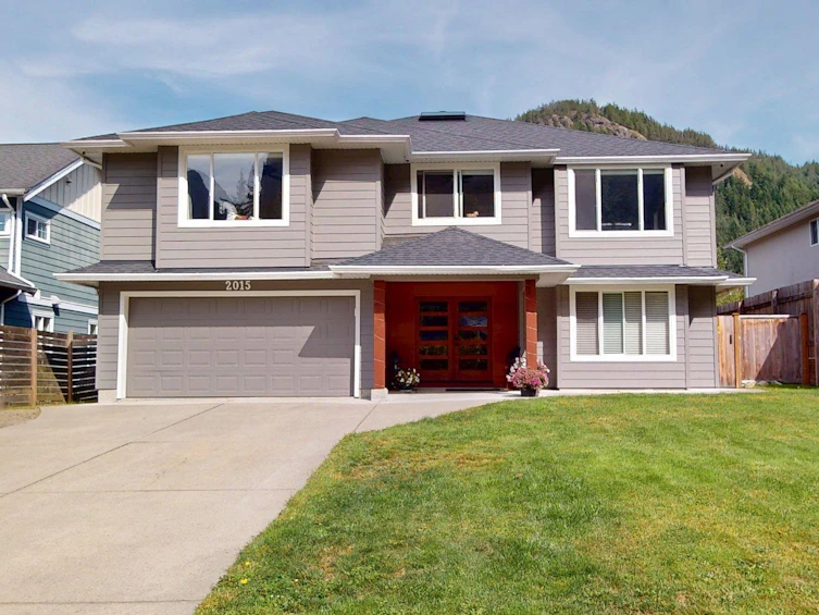 2015 Balsam Way, Squamish, BC, V8B 0W1