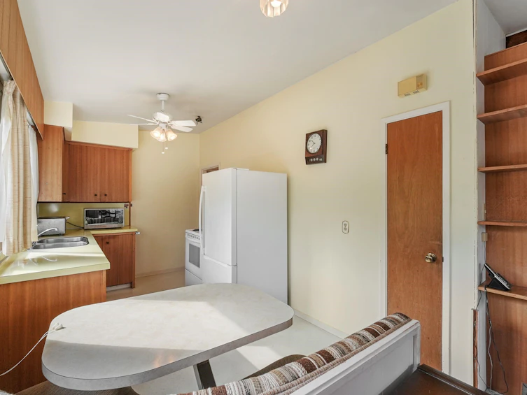 11669 228 Street, Maple Ridge, BC, V2X 6L7 - 9