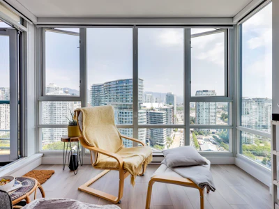 2802-1033 Marinaside Crescent - 3