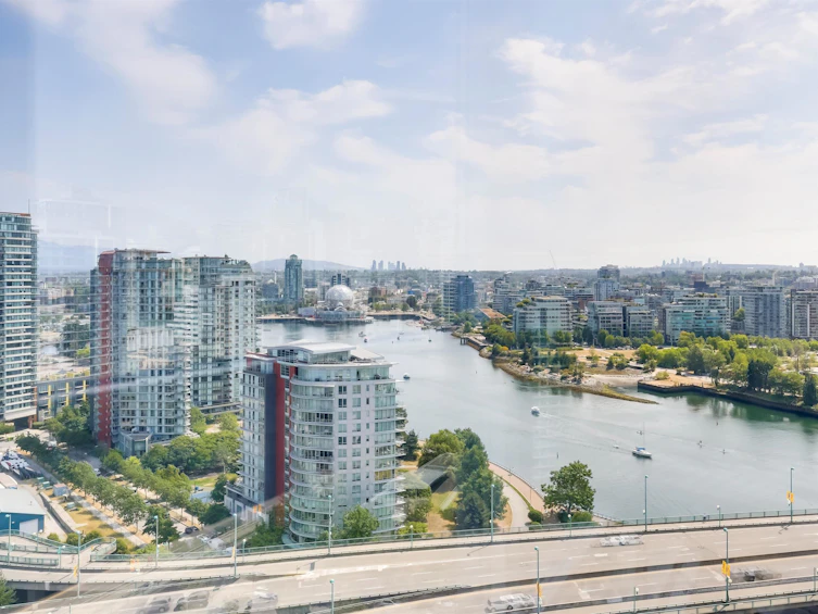 2802-1033 Marinaside Crescent, Vancouver, BC, V6Z 3A3