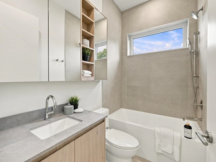 2-2509 Kitchener Street, Vancouver, BC, V5K 3C7 - 25