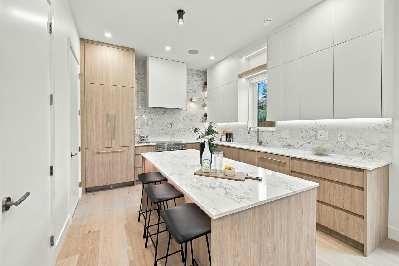 2-2509 Kitchener Street, Vancouver, BC, V5K 3C7 - 8