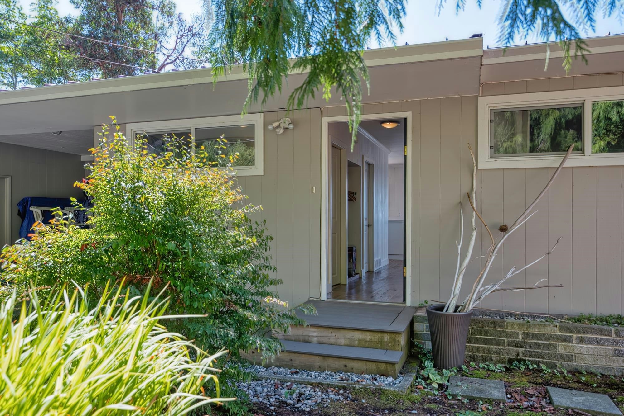6833 Sunshine Coast Highway - 5