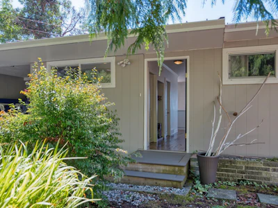 6833 Sunshine Coast Highway - 5
