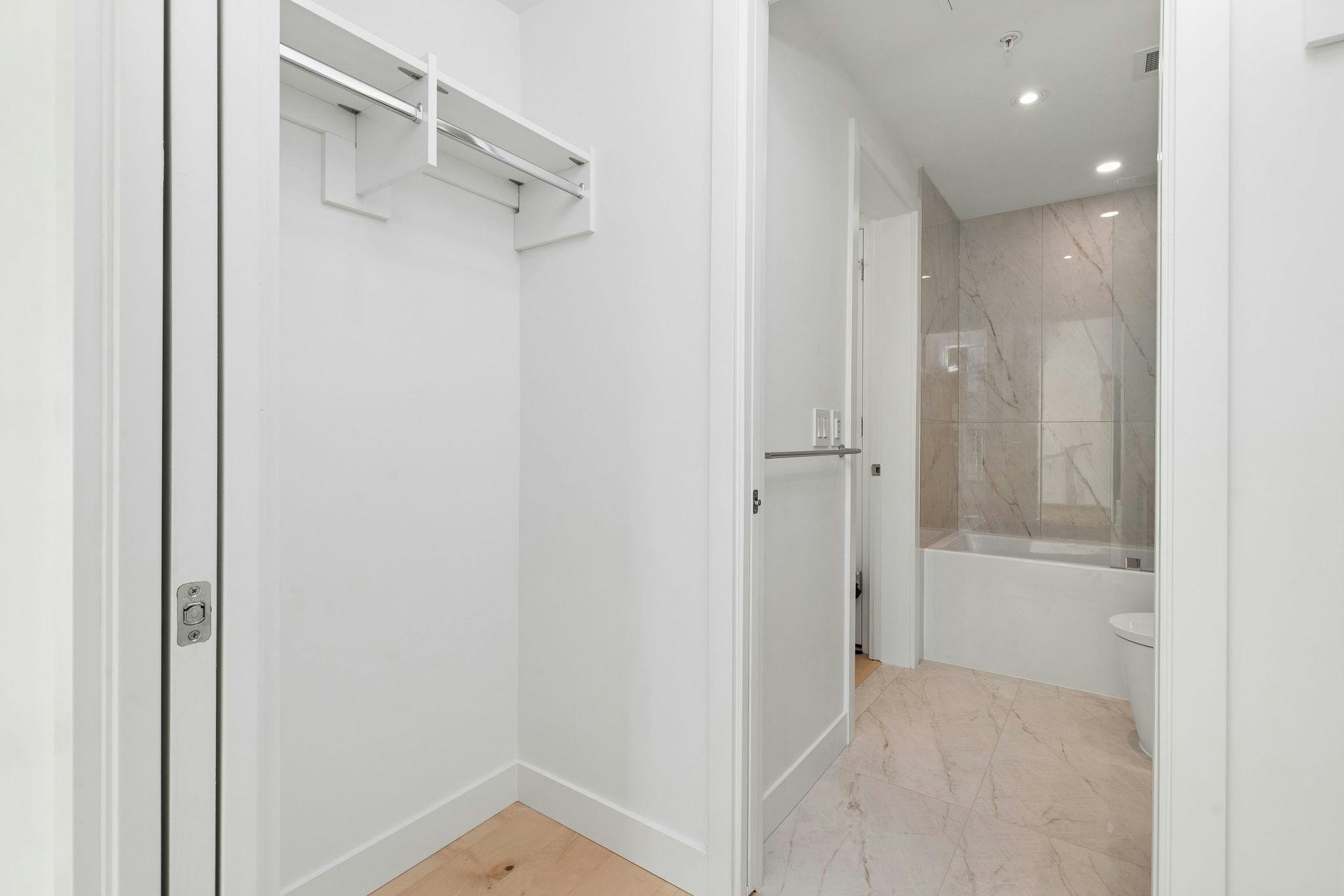 1004-135 E 13th Street, North Vancouver, BC, V7L 0J8 - 8