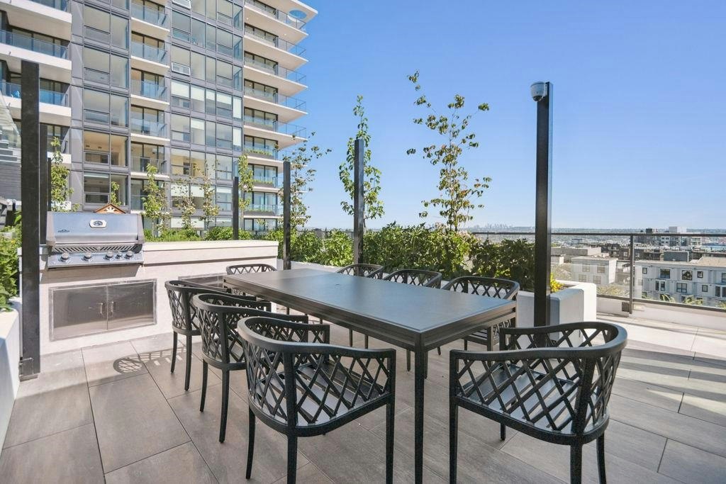 1004-135 E 13th Street, North Vancouver, BC, V7L 0J8 - 17
