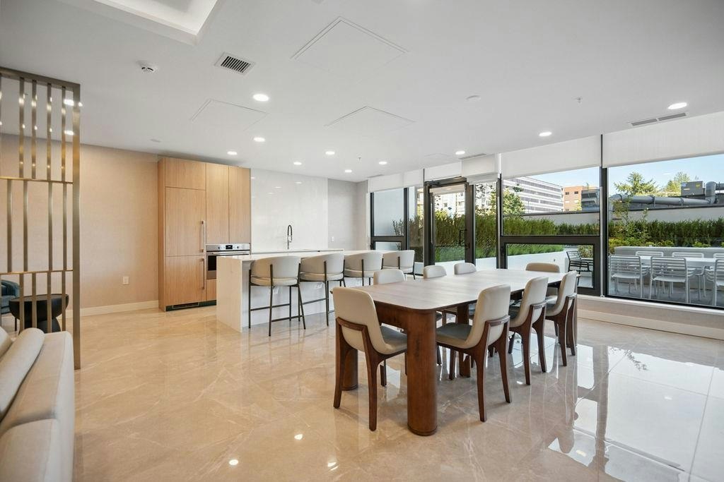 1004-135 E 13th Street, North Vancouver, BC, V7L 0J8 - 22