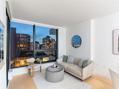 1004-135 E 13th Street - 5