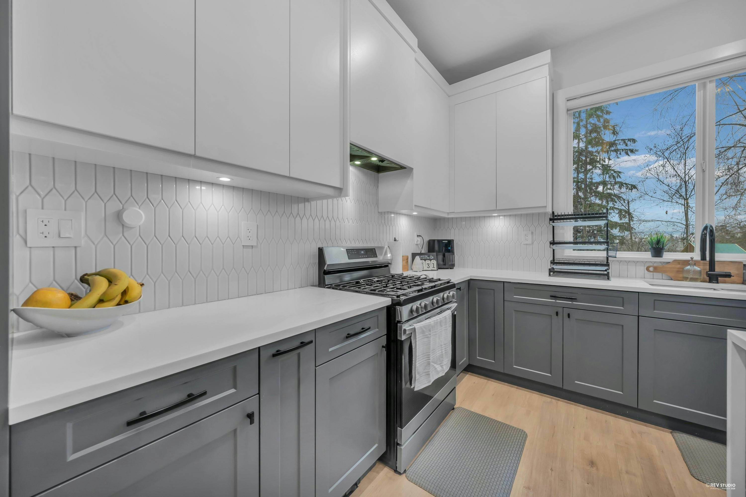 10509 Mcveety Street, Maple Ridge, BC, V2W 0K3 - 14