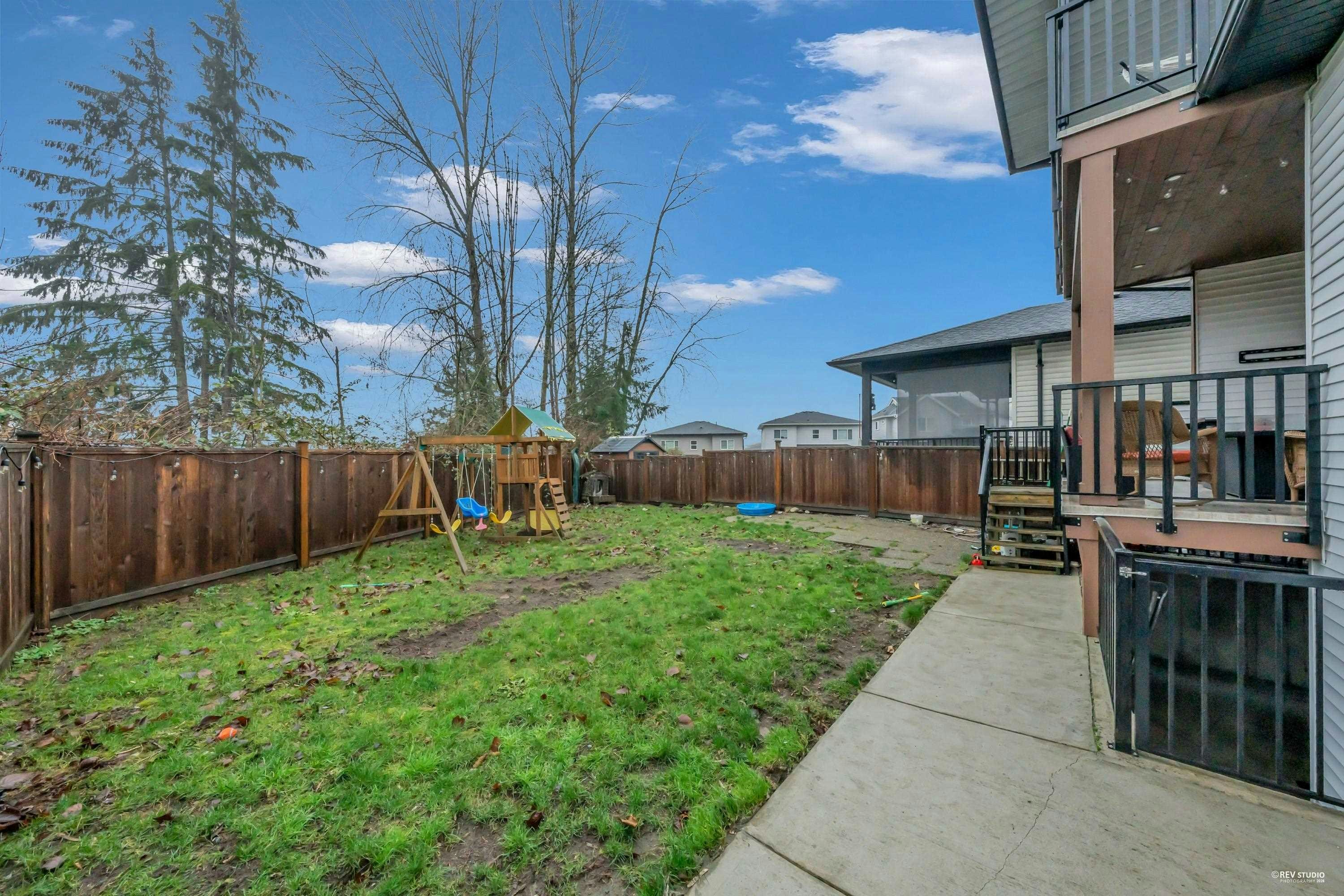 10509 Mcveety Street, Maple Ridge, BC, V2W 0K3 - 38