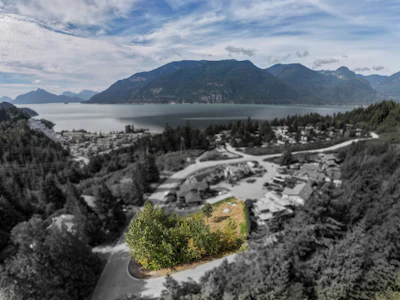 936 Thistle Place - 3