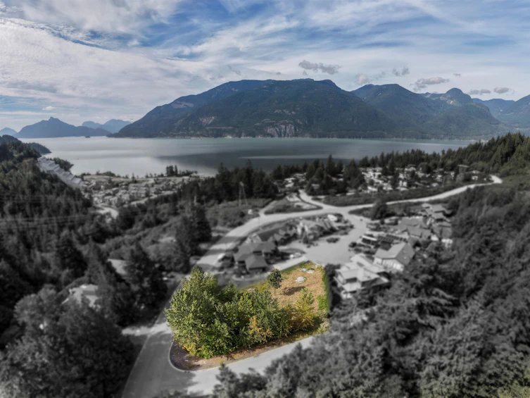 936 Thistle Place, Squamish, BC, V8B 1J2 - 3
