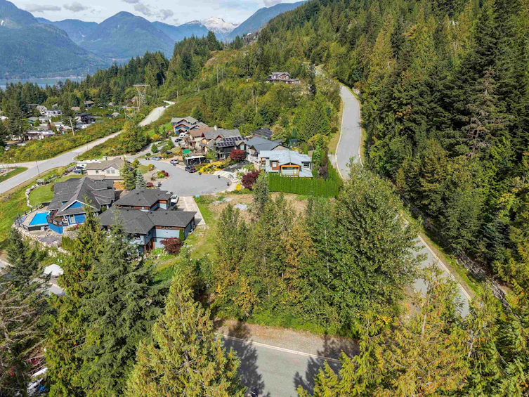936 Thistle Place, Squamish, BC, V8B 1J2 - 7