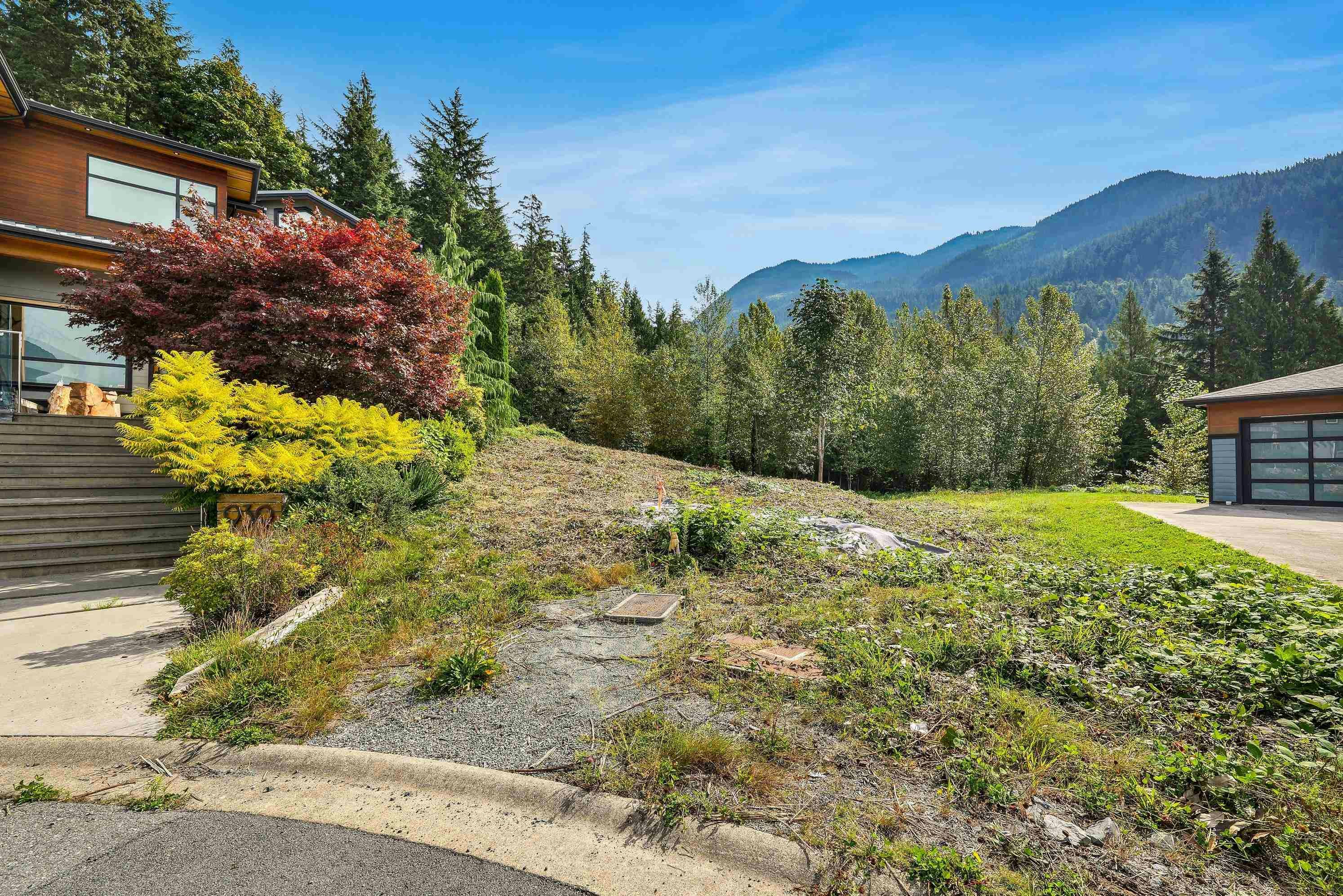 936 Thistle Place, Squamish, BC, V8B 1J2 - 14
