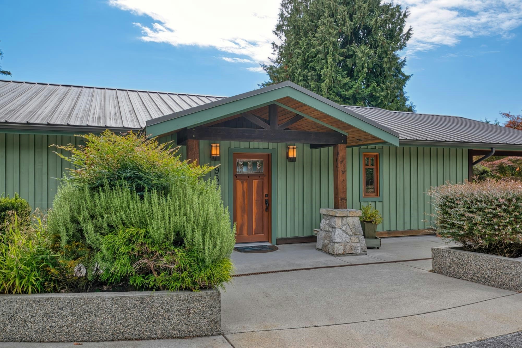 987 Gower Point Road - 2