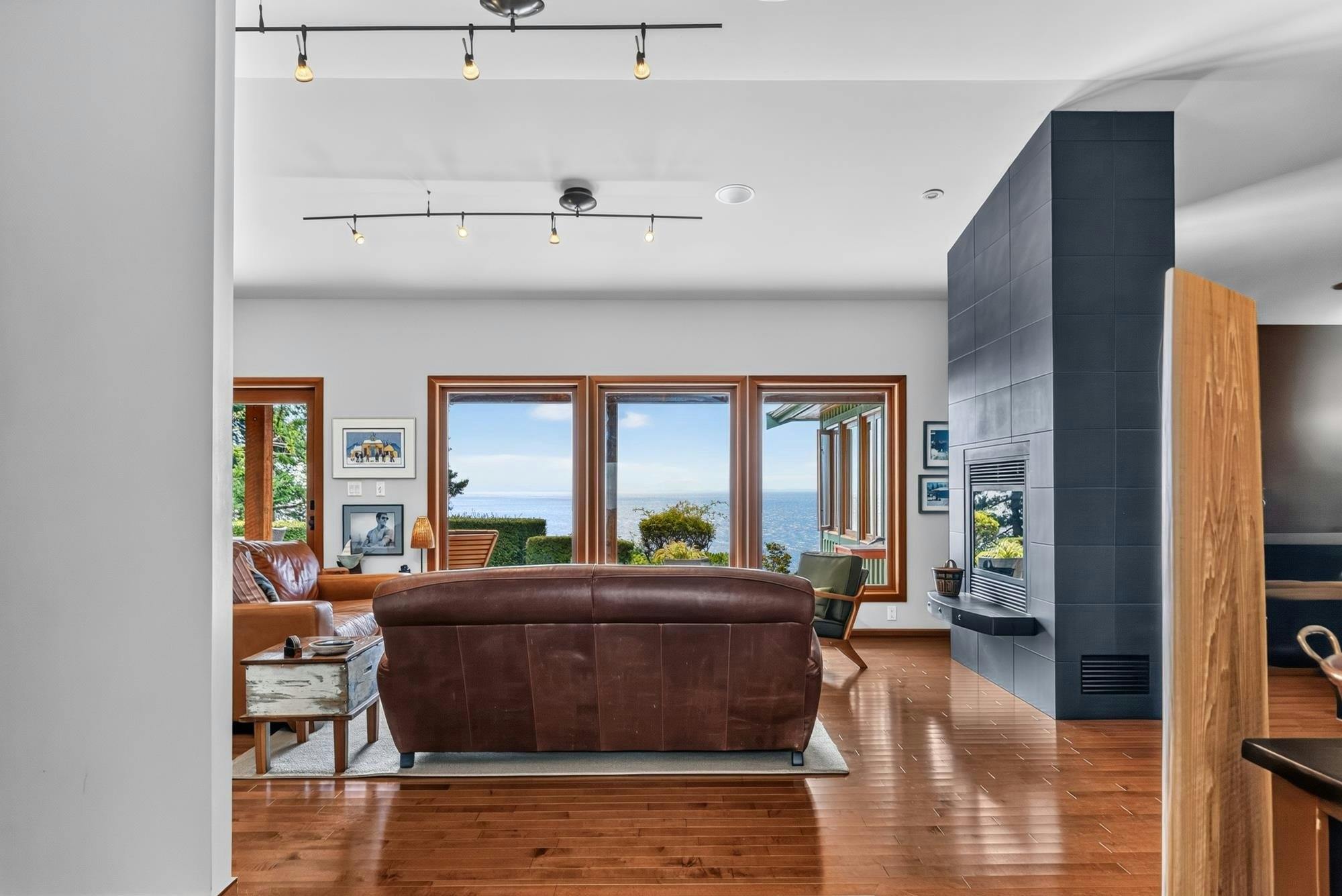 987 Gower Point Road - 3