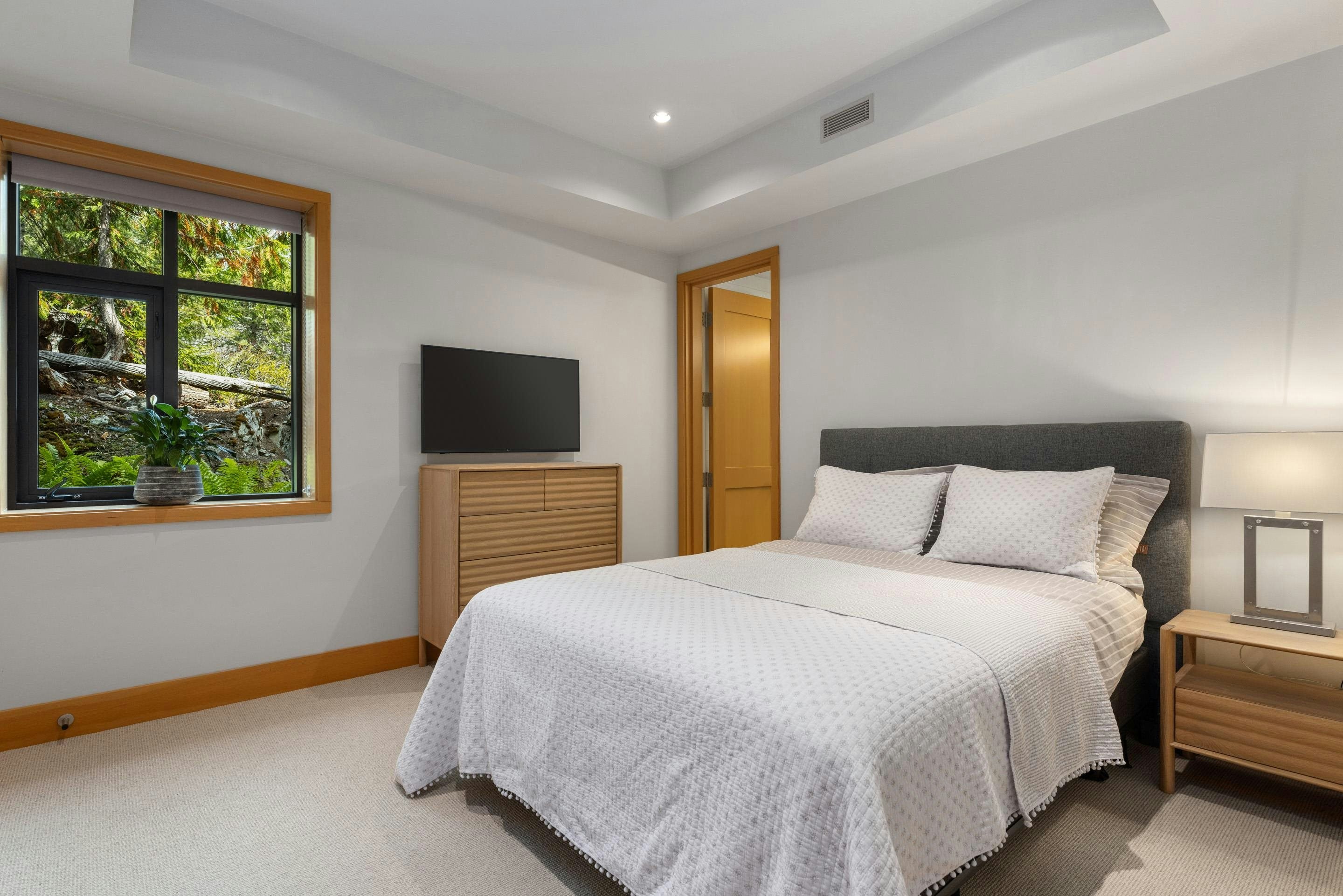 7465 Treetop Lane, Whistler, BC, V8E 0E9 - 30