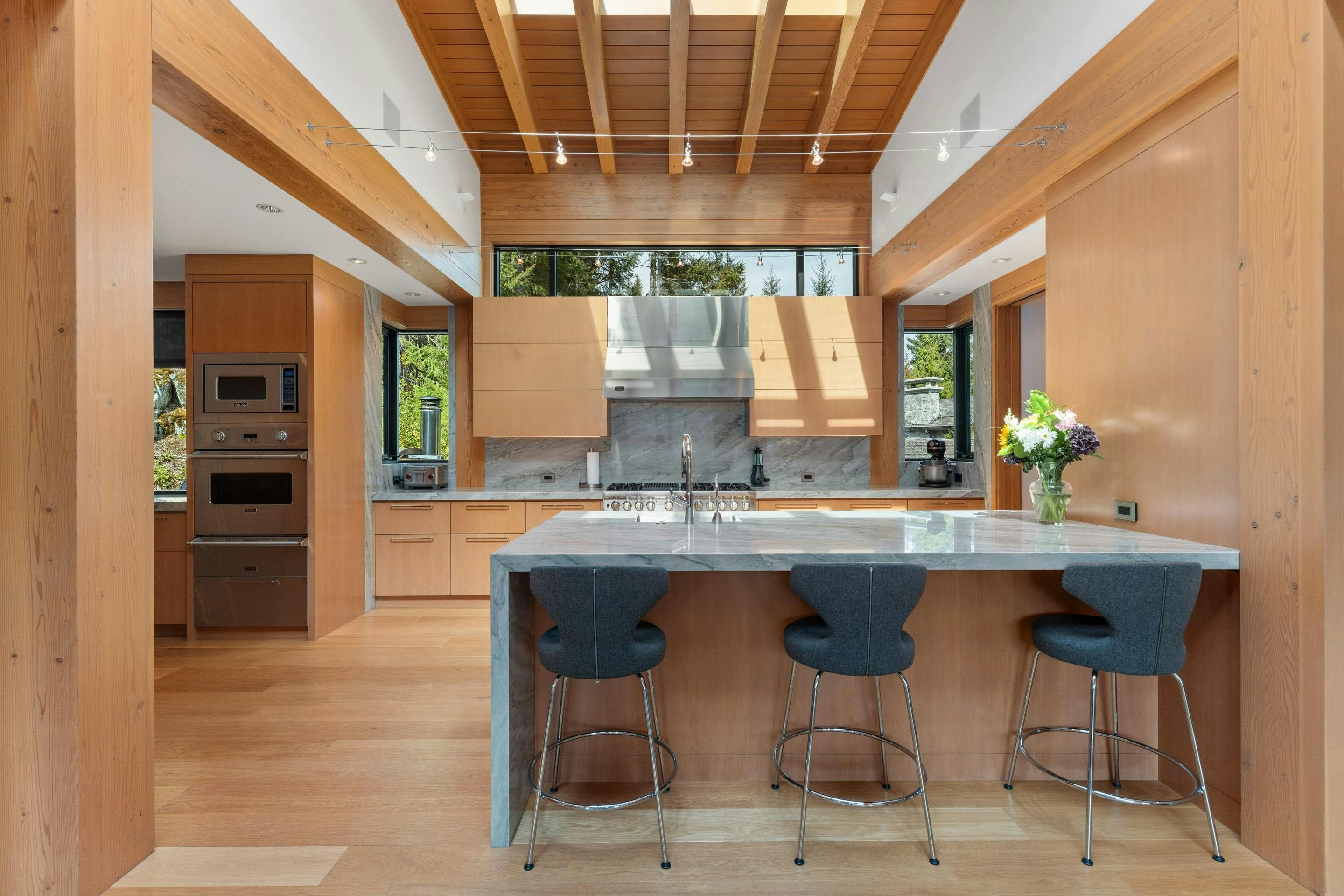 7465 Treetop Lane, Whistler, BC, V8E 0E9 - 17