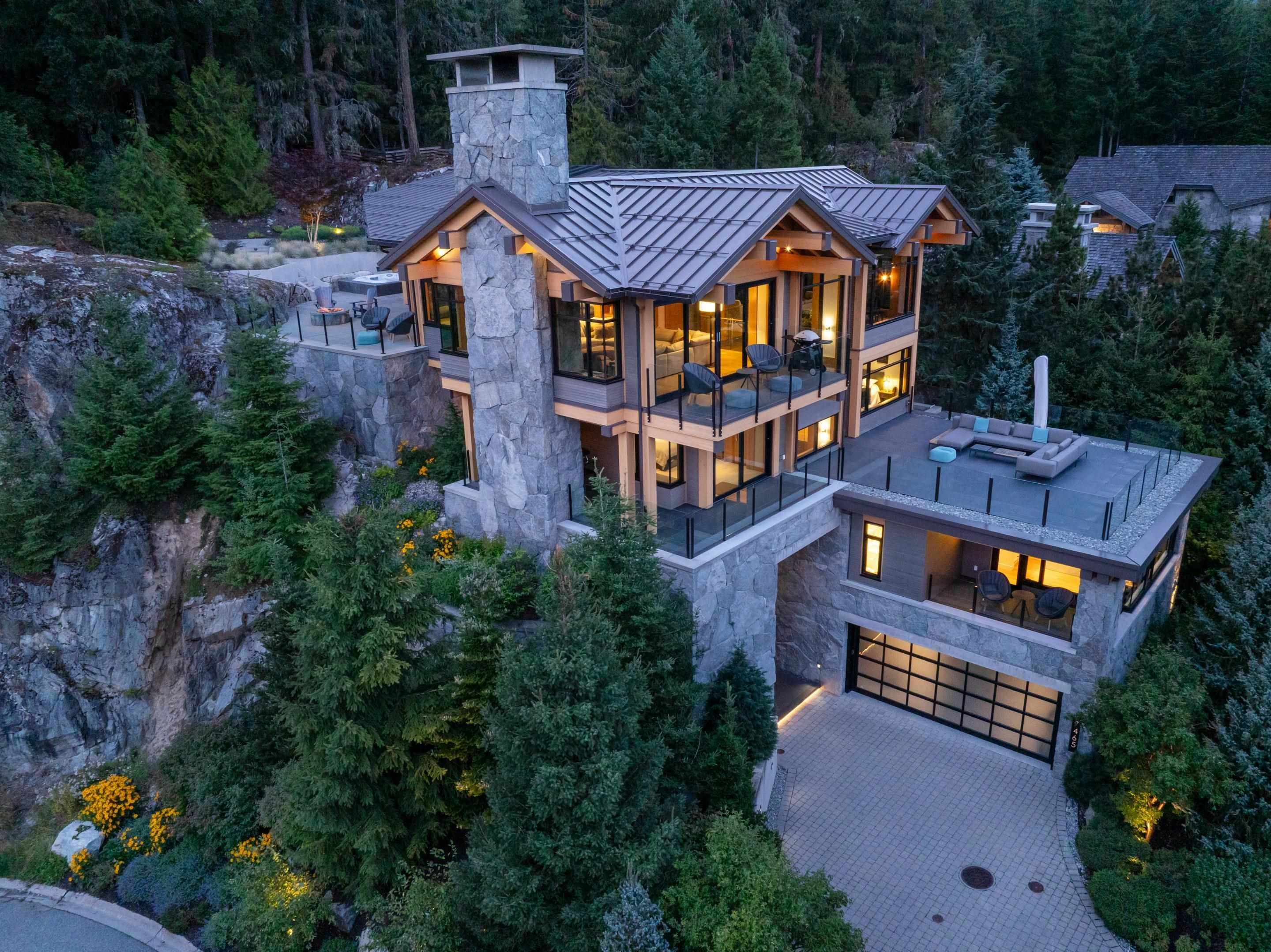 7465 Treetop Lane, Whistler, BC, V8E 0E9