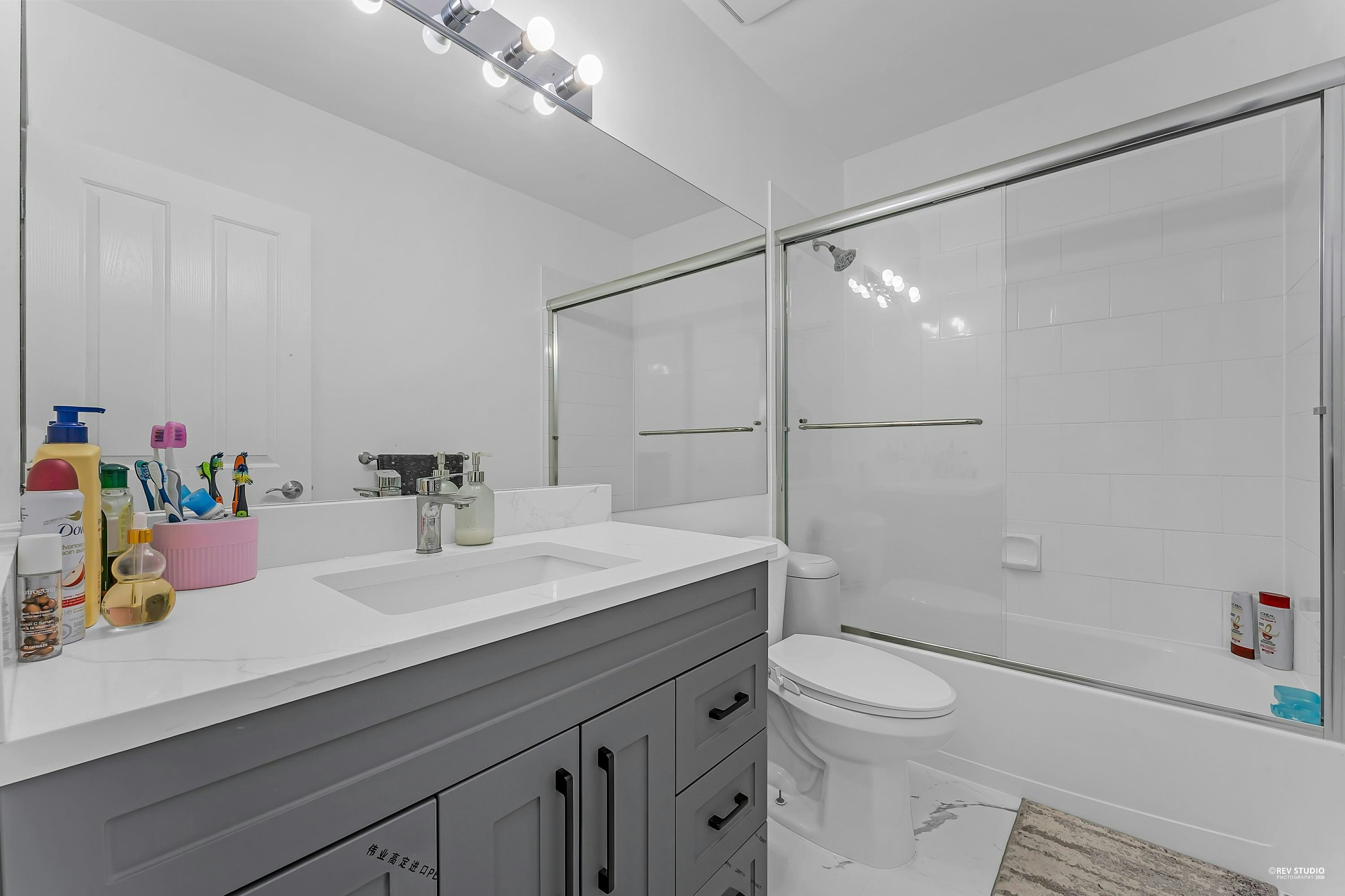 21-15188 62a Avenue, Surrey, BC, V3S 1W7 - 24