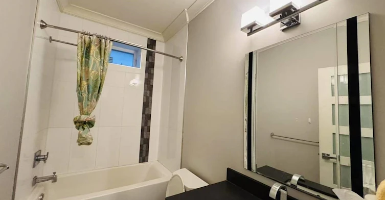 2900 W 41st Avenue, Vancouver, BC, V6N 3C7 - 9