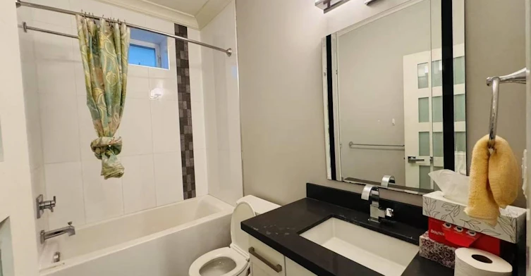 2900 W 41st Avenue, Vancouver, BC, V6N 3C7 - 8