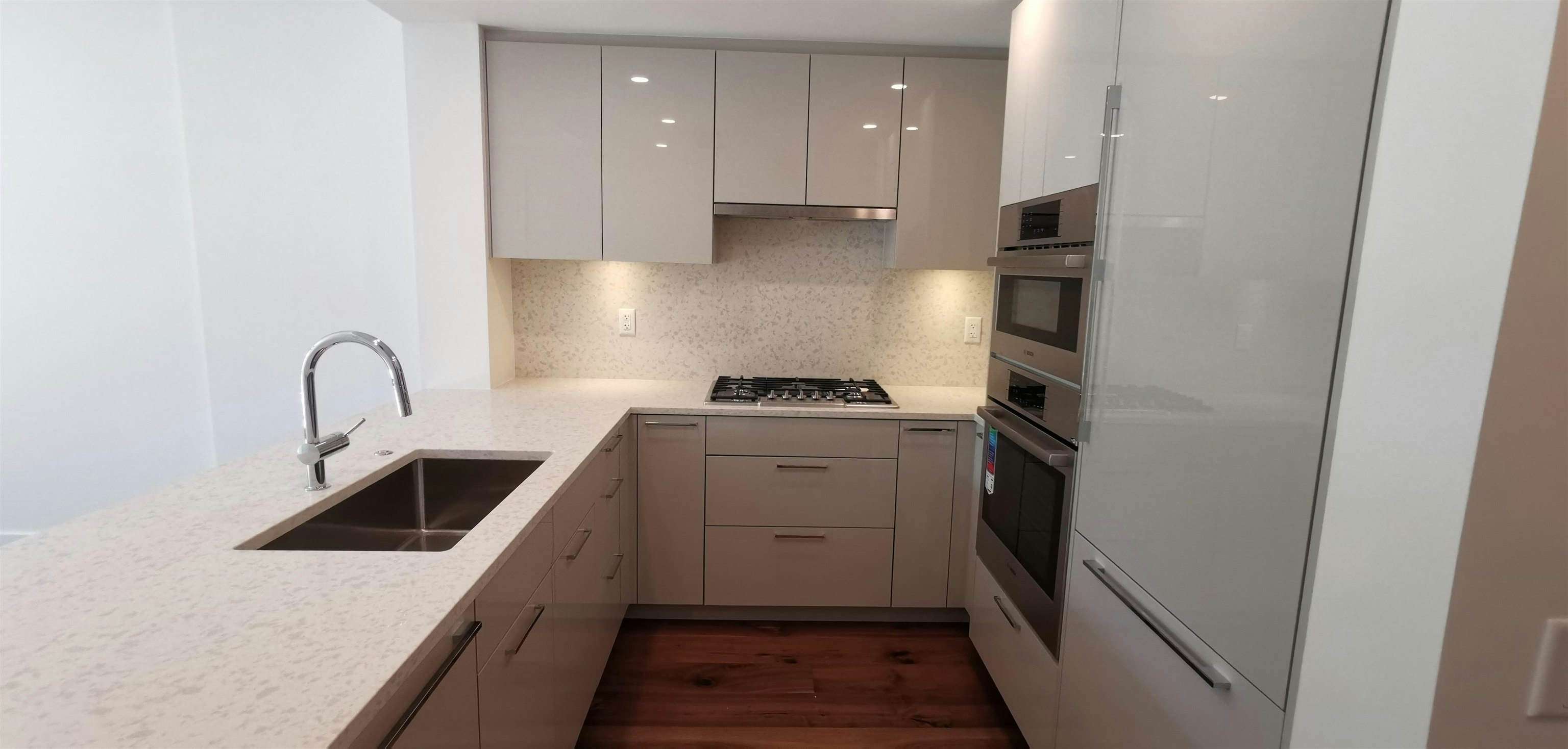 209-5058 Cambie Street, Vancouver, BC, V5Z 2Z5 - 8