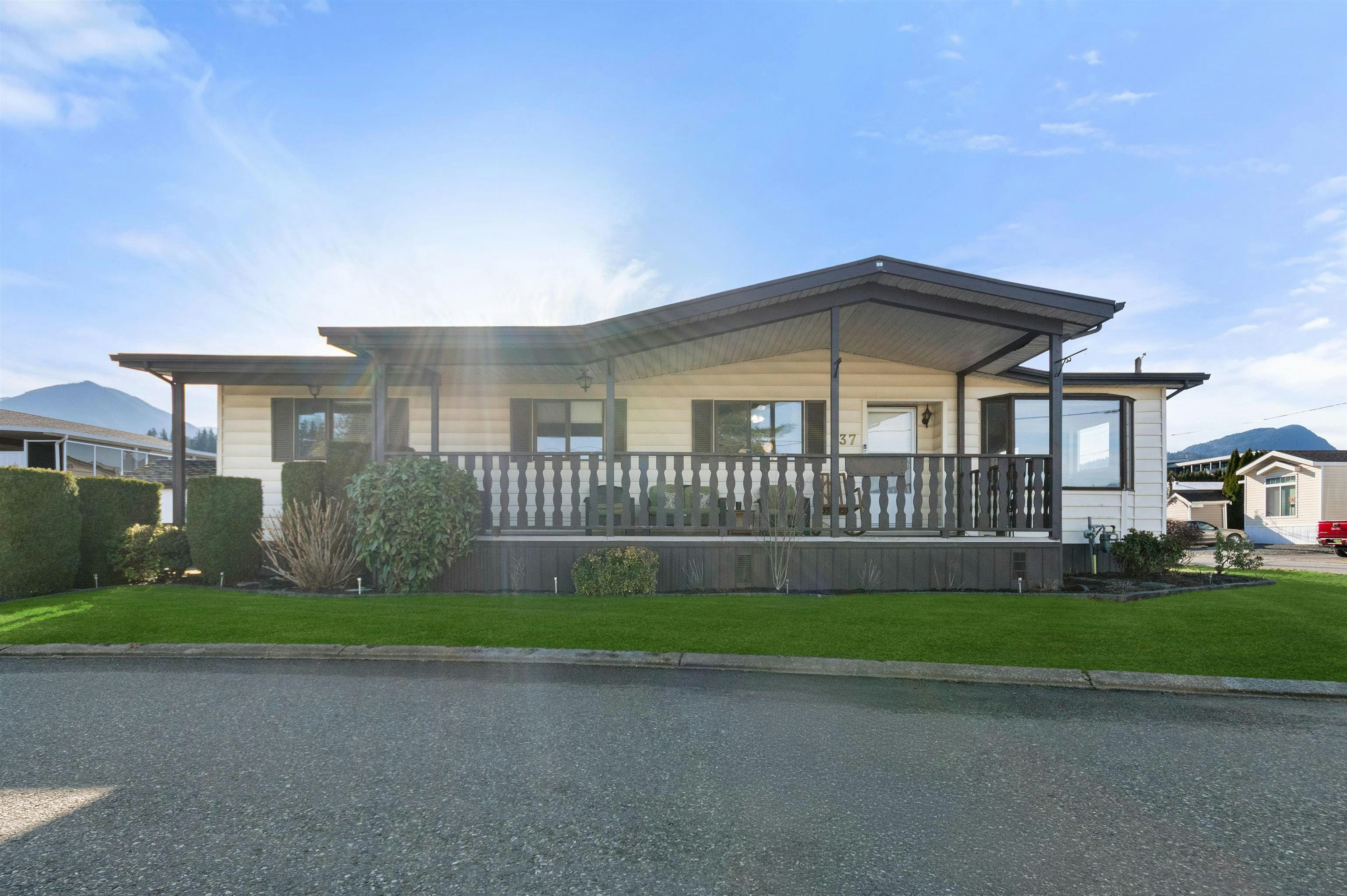 137-6338 Vedder Road, Chilliwack, BC, V2R 3R4