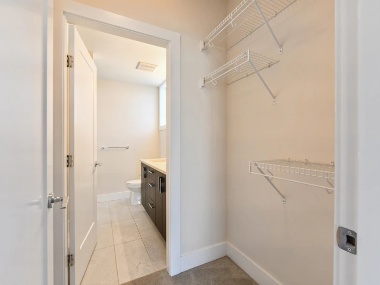 201-32838 Ventura Avenue, Abbotsford, BC, V2S 0M5 - 20