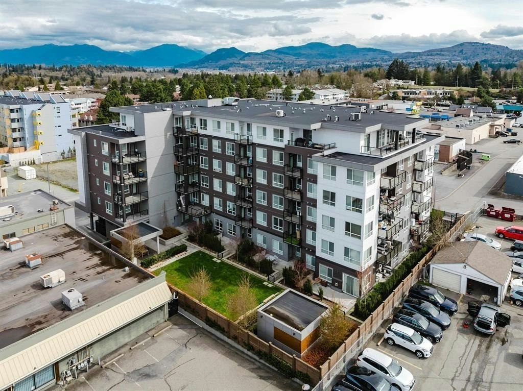 201-32838 Ventura Avenue - 2