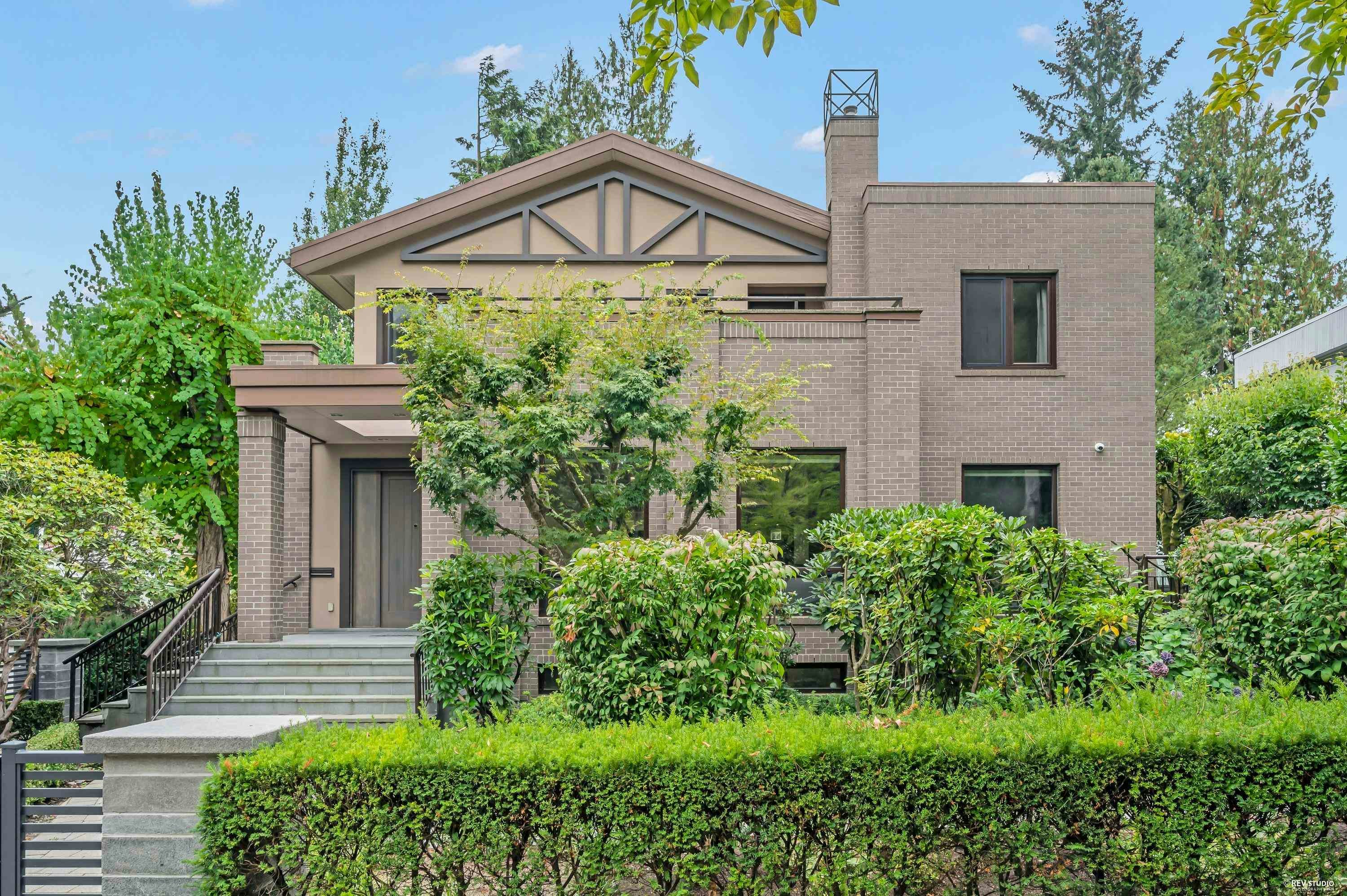 1112 W 38th Avenue, Vancouver, BC, V6M 1P9
