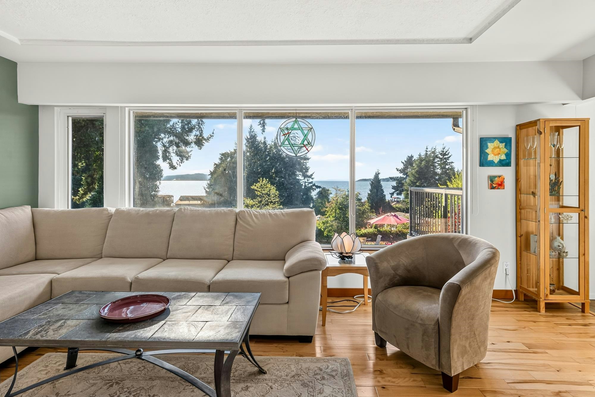 4735 Laurel Avenue - 2