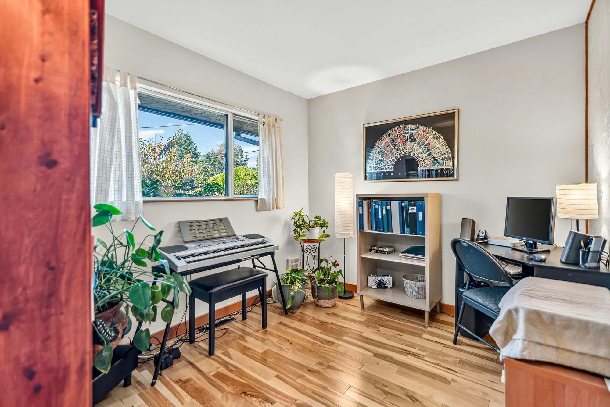 4735 Laurel Avenue, Sechelt, BC, V7Z 0B4 - 10