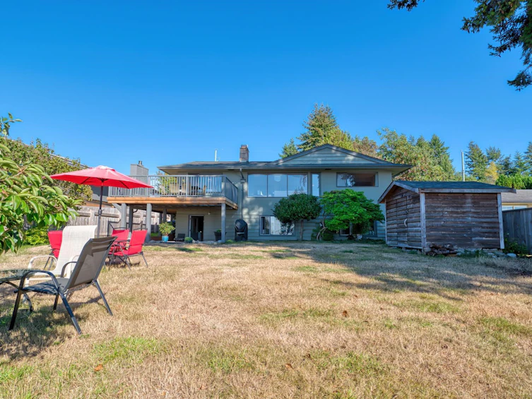 4735 Laurel Avenue, Sechelt, BC, V7Z 0B4 - 20